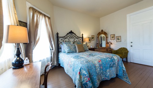 Habitación, 1 cama de matrimonio grande, baño privado (Five)