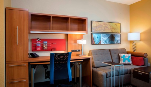 Suite estudio, varias camas (Mobility/Hearing Accessible, Tub)