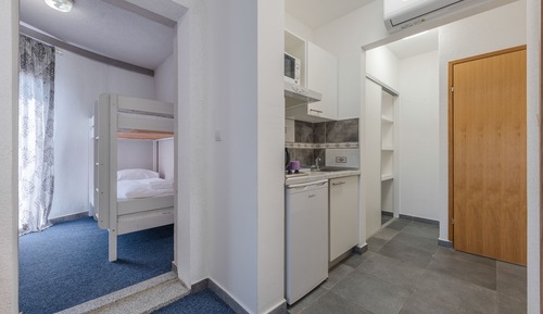 APT Comfort studio with balcony for 4