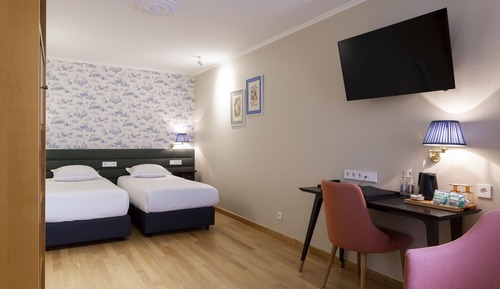 Habitación superior con 2 camas individuales