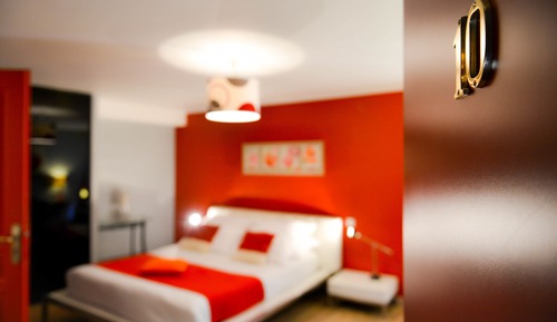 Habitación superior con 1 cama doble o 2 individuales