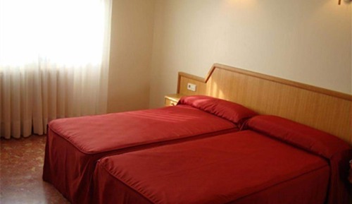 Habitación con 1 cama doble o 2 individuales