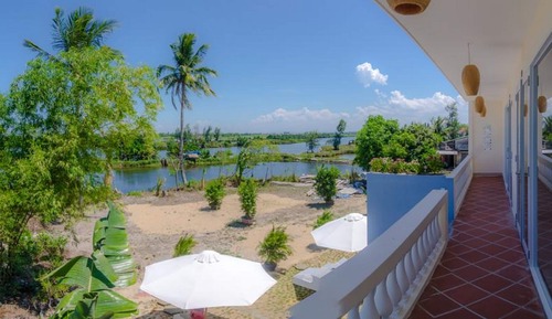 Habitación Deluxe con 1 cama doble o 2 individuales, vistas al río