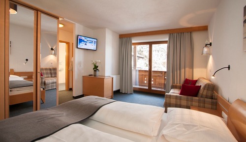 Apartamento, 2 habitaciones, balcón, vistas a la montaña (Alpenheimat)