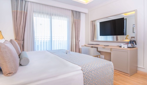 Suite Room with Sea View