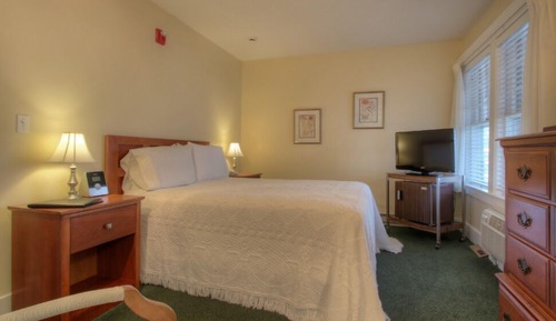 Habitación estándar, 1 cama de matrimonio, no fumadores (104- 1 Queen Non-OV 1st Floor)