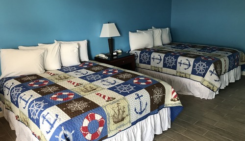 Habitación Deluxe doble, 2 camas dobles, cocina básica