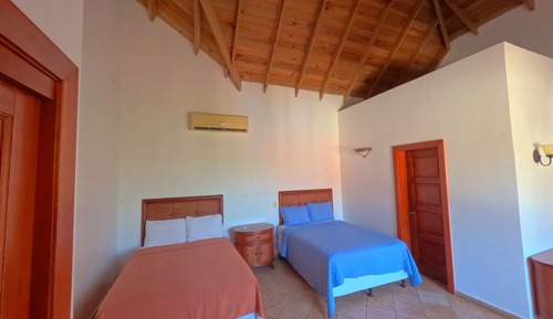 Habitación cuádruple estándar