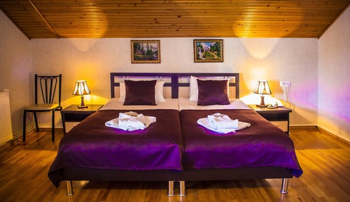 Habitación familiar, balcón