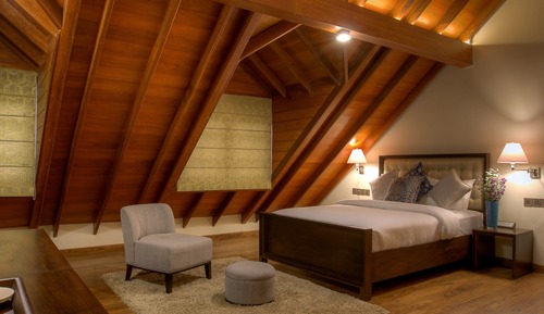 Attic Tea Estate View - St. Coombs