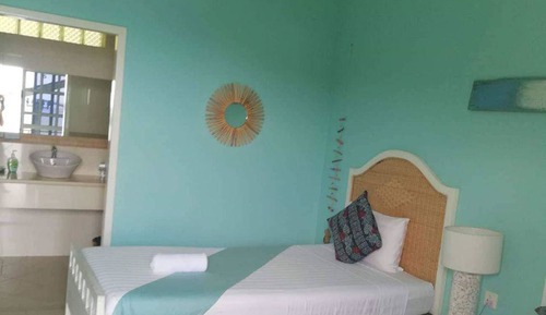 Habitación con 2 camas individuales