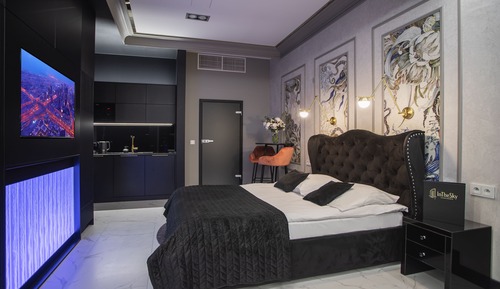 Deluxe Room with Bathtub