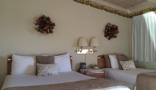 Habitación Confort, varias camas