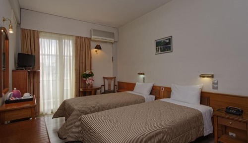 Habitación estándar con 2 camas individuales