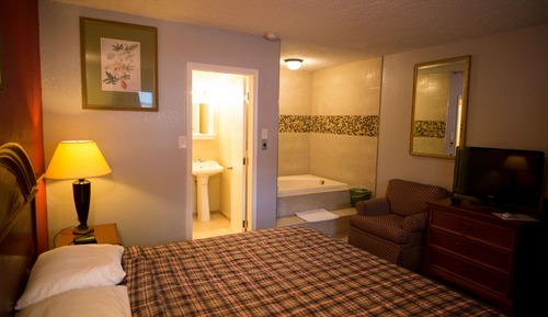 Suite, 1 cama de matrimonio grande, bañera de hidromasaje