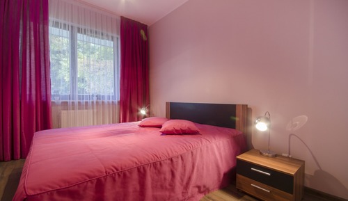 Apartamento, 1 habitación, en la zona del jardín (living room 4 adults)