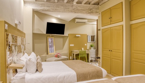 Habitación cuádruple Confort