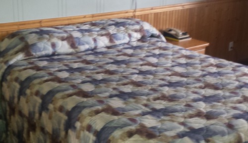 Suite estudio económica, 1 cama doble, cocina básica, vistas al lago