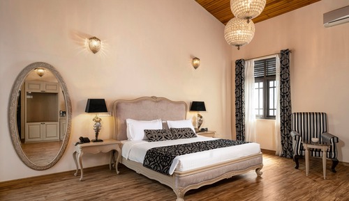 Habitación Deluxe, 1 cama de matrimonio grande, vistas al jardín