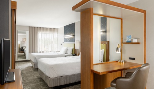 Suite, varias camas, no fumadores (Mobility/Hearing Accessible, Tub)