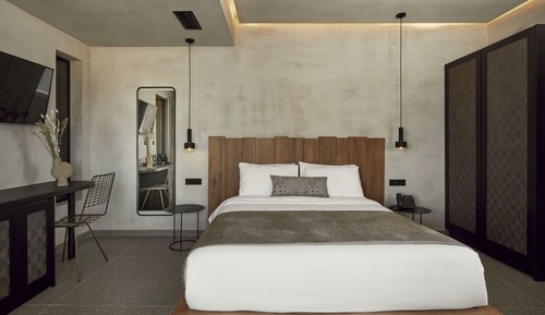 Suite Deluxe, bañera de hidromasaje, vistas parciales al mar