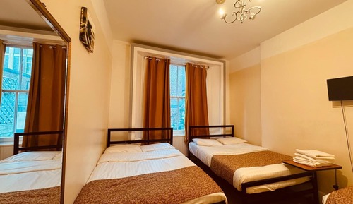 Habitación familiar (5 Adults)