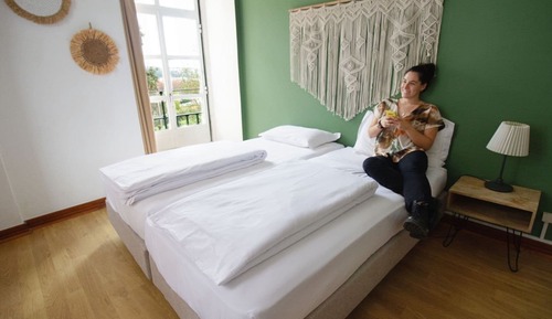 Habitación superior con 1 cama doble o 2 individuales