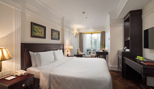 Habitación Premium con 1 cama doble o 2 individuales, vistas a la ciudad (Deluxe)
