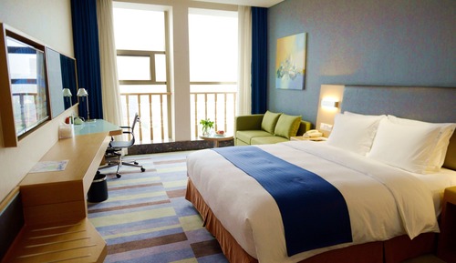 Habitación estándar, 1 cama de matrimonio grande, vistas a la ciudad