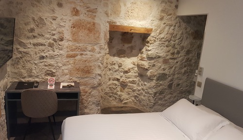 Habitación Confort doble, 1 cama de matrimonio grande, vistas a la ciudad