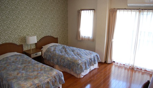 Habitación estándar con 2 camas individuales