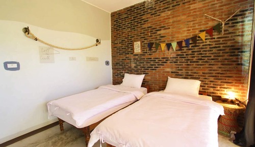 Habitación con 2 camas individuales