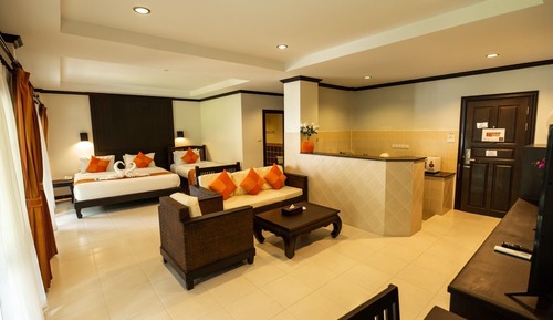 Triple Suite Room