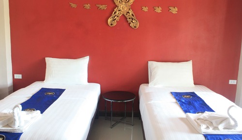 Standard Twin Mountain View Room