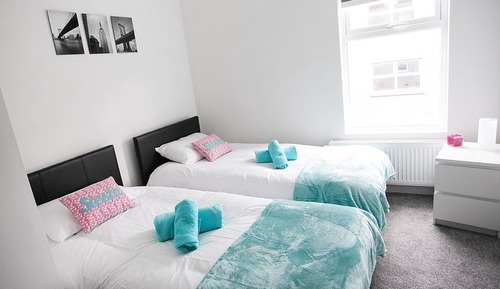 Apartamento de lujo, baño privado (2 Bed Sleeps 6)