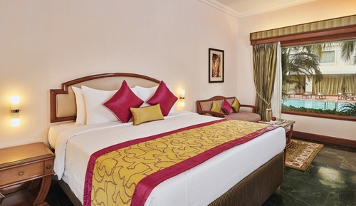 Executive Suite,Pool View-Complimentary twoway Airport transfer,Complimentary 2 hr use of Board Room