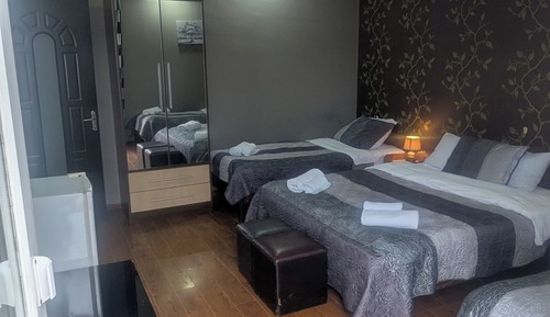 Habitación cuádruple básica