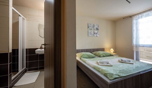 Habitación doble (with extra bed)