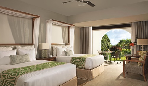 Deluxe Double Bed
