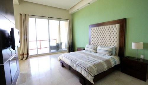 Ático superior, 4 habitaciones, vistas al mar