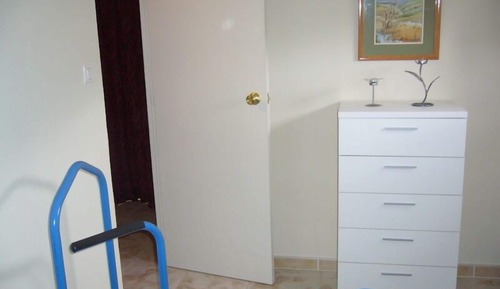 Habitación individual estándar, 1 cama individual grande, baño privado, vistas a la montaña