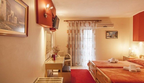 Habitación estándar con 1 cama doble o 2 individuales