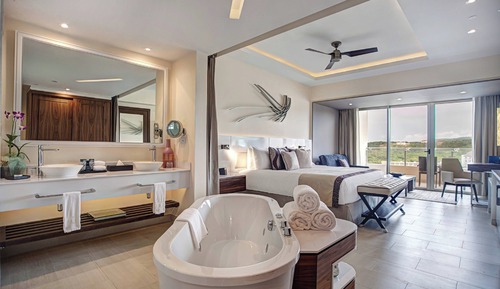 Luxury Junior Suite
