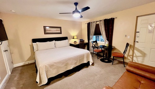 Habitación estándar, 1 cama de matrimonio grande, vistas al jardín