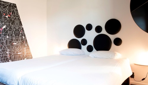 Habitación clásica con 2 camas individuales