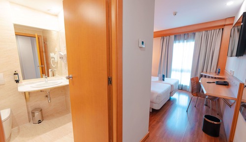 Habitación con 1 cama doble o 2 individuales