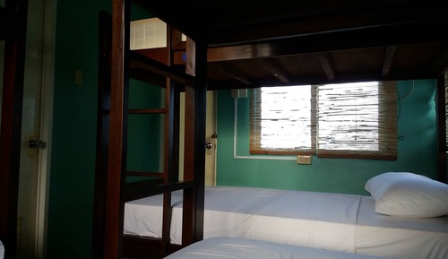 Habitación (  4  )