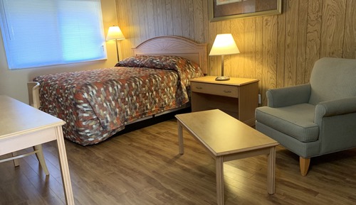 Habitación individual estándar, 1 cama de matrimonio grande, vistas a la montaña