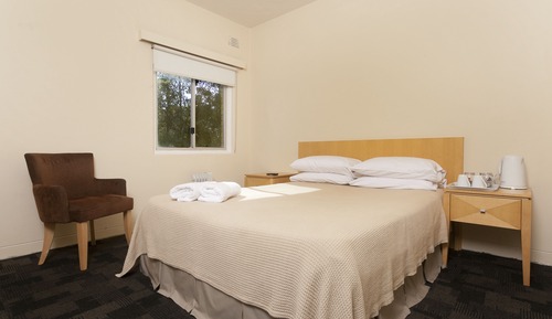 Habitación Confort, 1 cama de matrimonio, baño privado