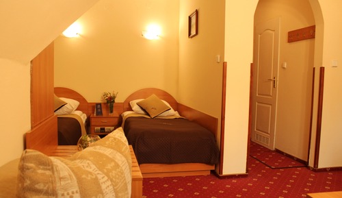 Habitación con 2 camas individuales (with direct pasage to thermal zone)